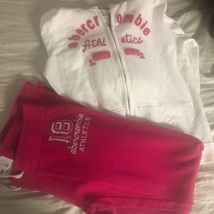 Girls Abercrombie and Fitch sweat suit